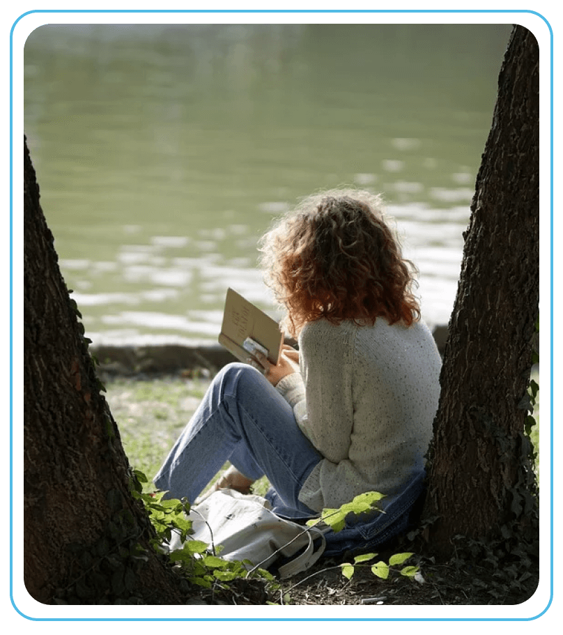 columbiapsychology-woman-reading-image